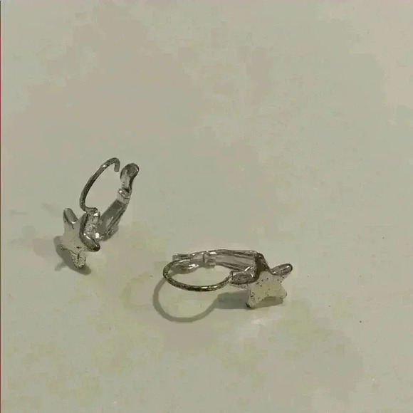 Silver star earrings - Picture 2 of 2